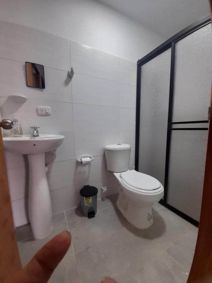 El Paraiso Paisa 5 Minutos Del Malecon Parqueadero Privado A Guatapé Exterior foto